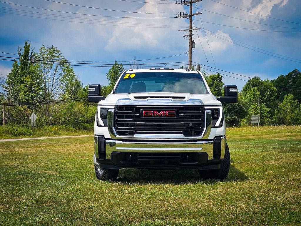 2024 GMC Sierra 3500 HD Pro DRW