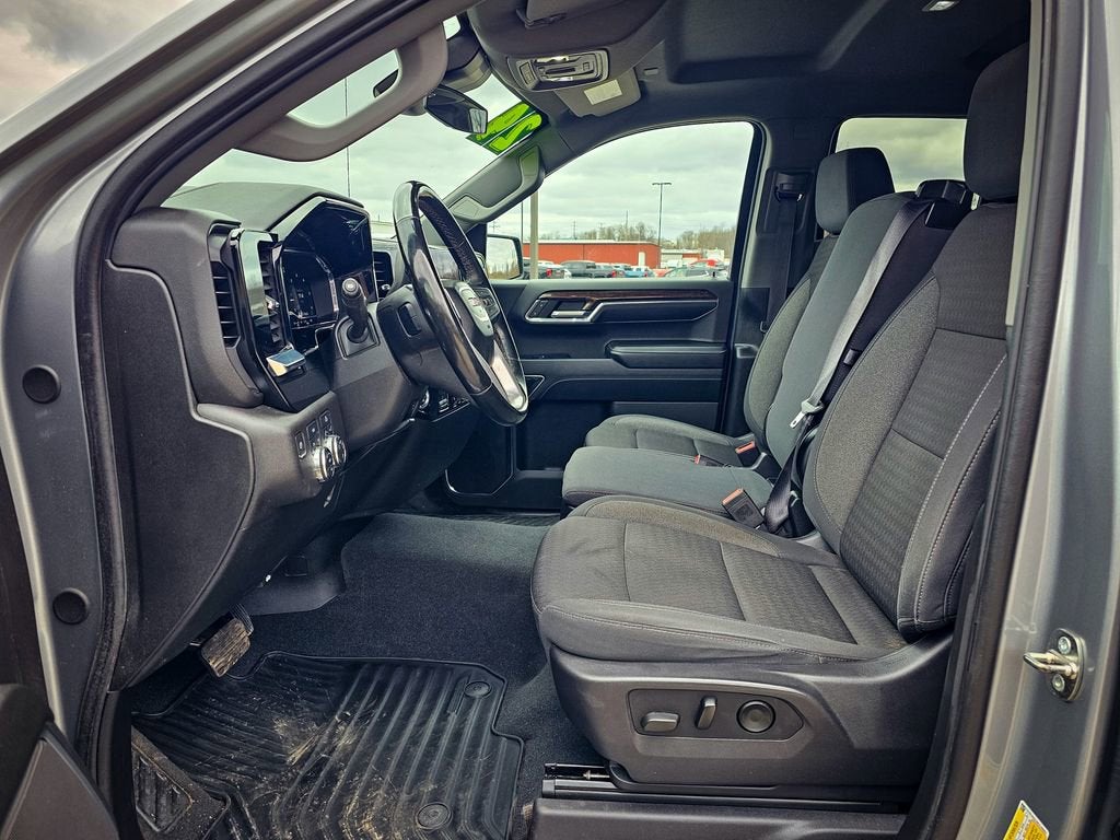 2024 GMC Sierra 1500 SLE