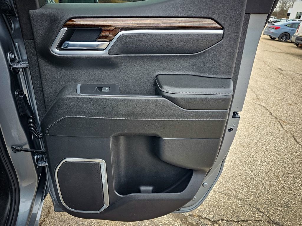 2024 GMC Sierra 1500 SLE