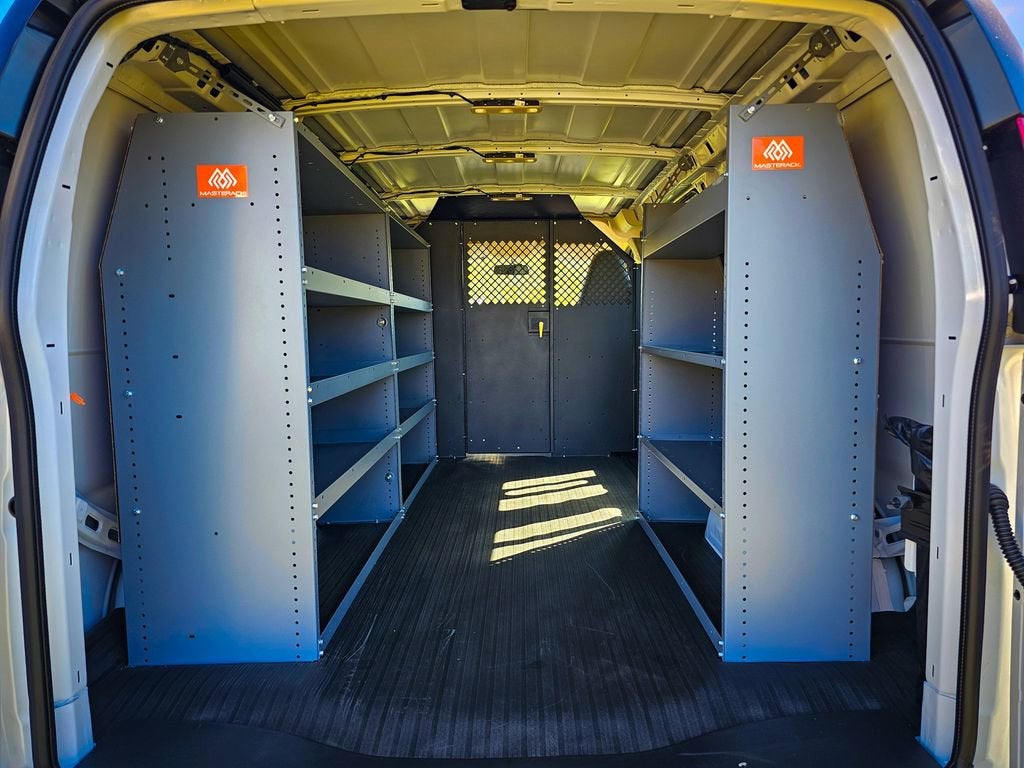 2025 GMC Savana Cargo 2500 Work Van