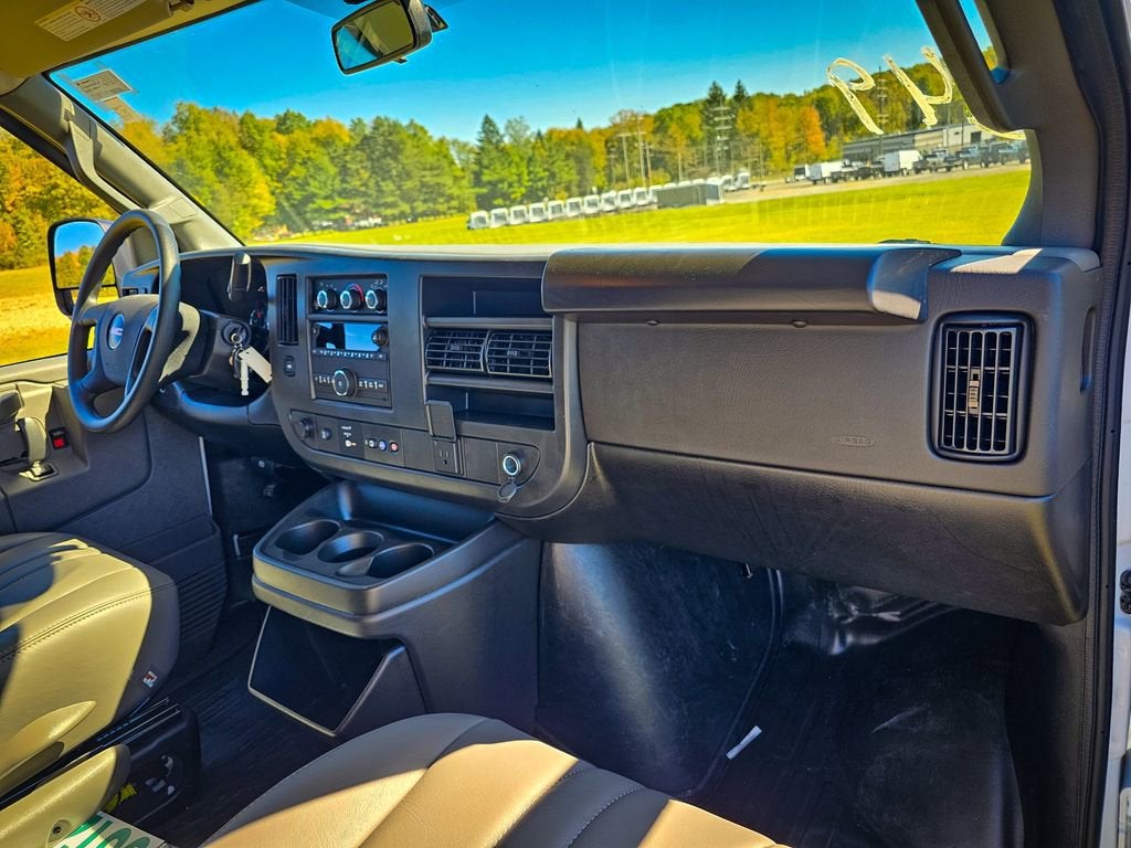 2025 GMC Savana Cargo 2500 Work Van