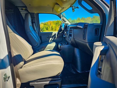 2025 GMC Savana Cargo 2500 Work Van