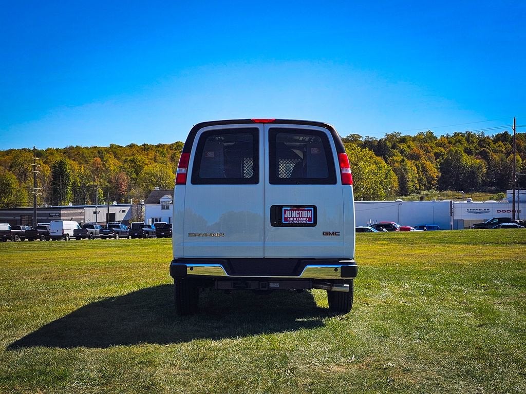 2025 GMC Savana Cargo 2500 Work Van