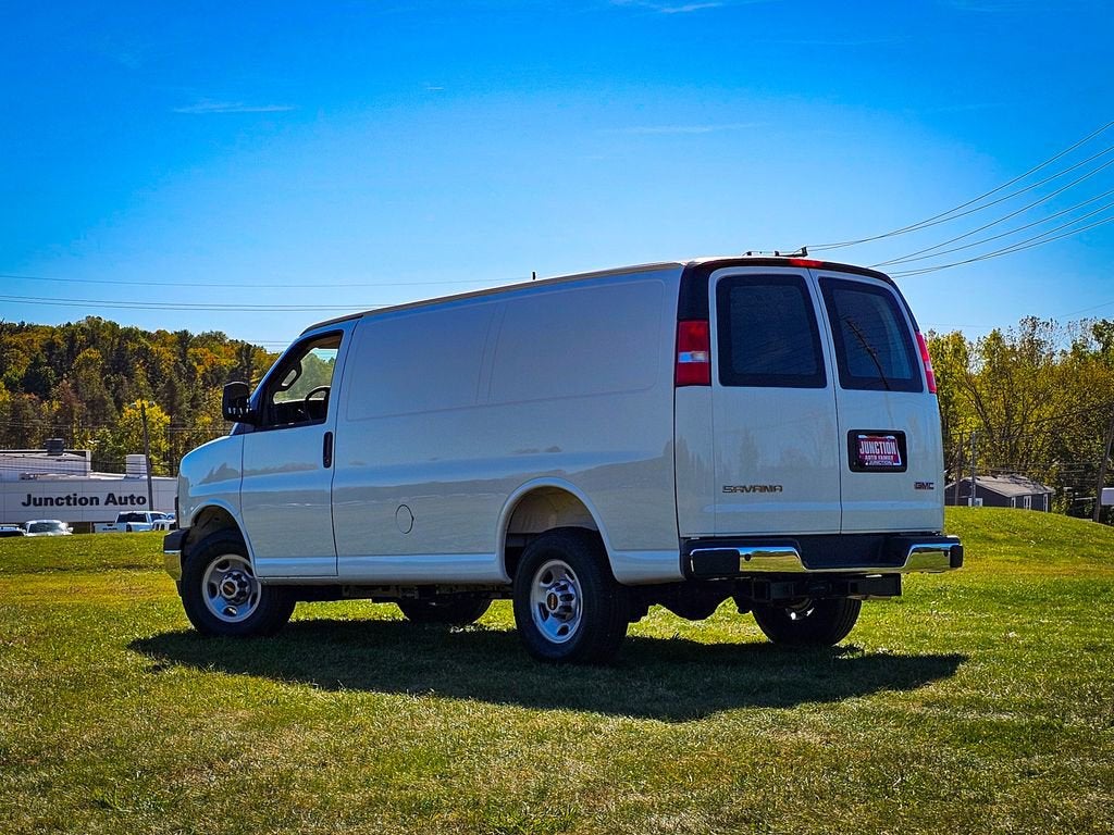 2025 GMC Savana Cargo 2500 Work Van