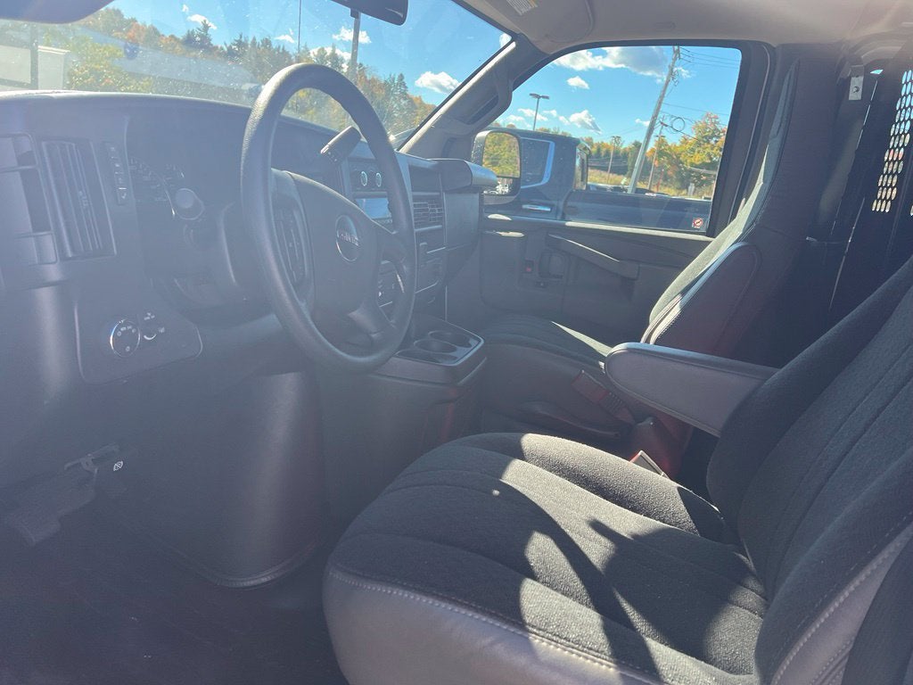 2025 GMC Savana Cargo Work Van