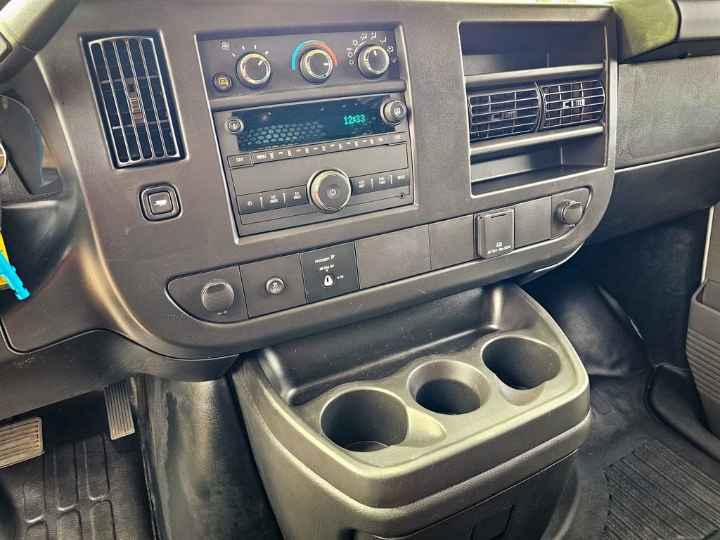 2024 GMC Savana Cargo 2500 Work Van