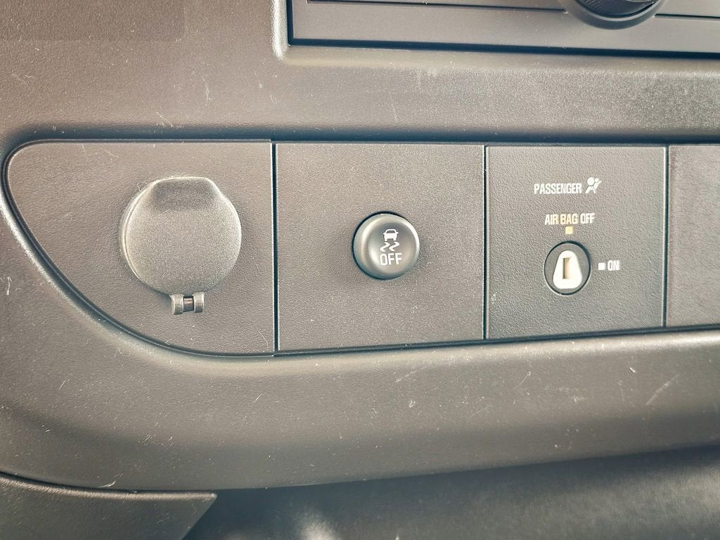 2024 GMC Savana Cargo 2500 Work Van