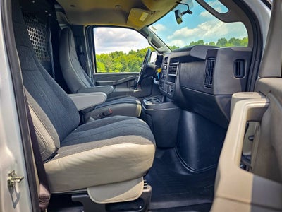 2025 GMC Savana Cargo Work Van