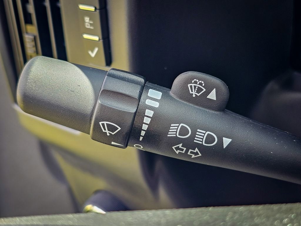 2025 GMC Savana Cargo 3500 Work Van