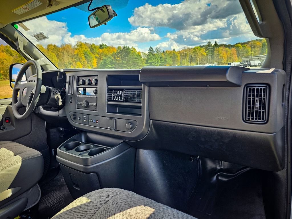 2025 GMC Savana Cargo 3500 Work Van