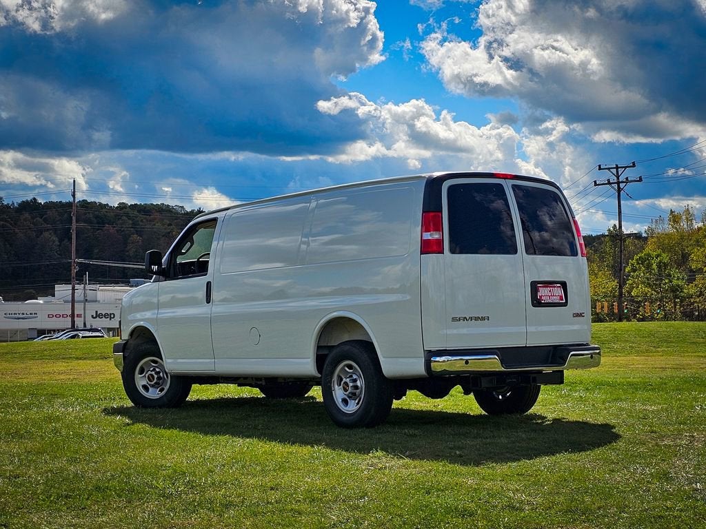 2025 GMC Savana Cargo 3500 Work Van