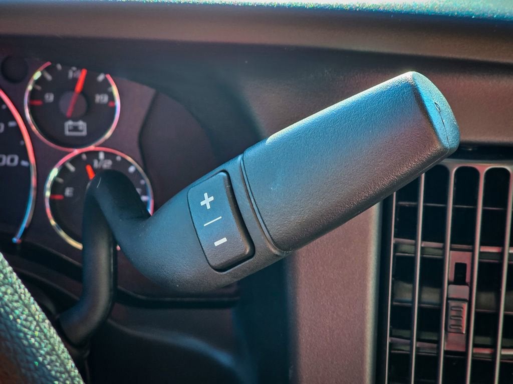 2025 GMC Savana Cargo 3500 Work Van