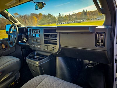 2025 GMC Savana Cargo 3500 Work Van