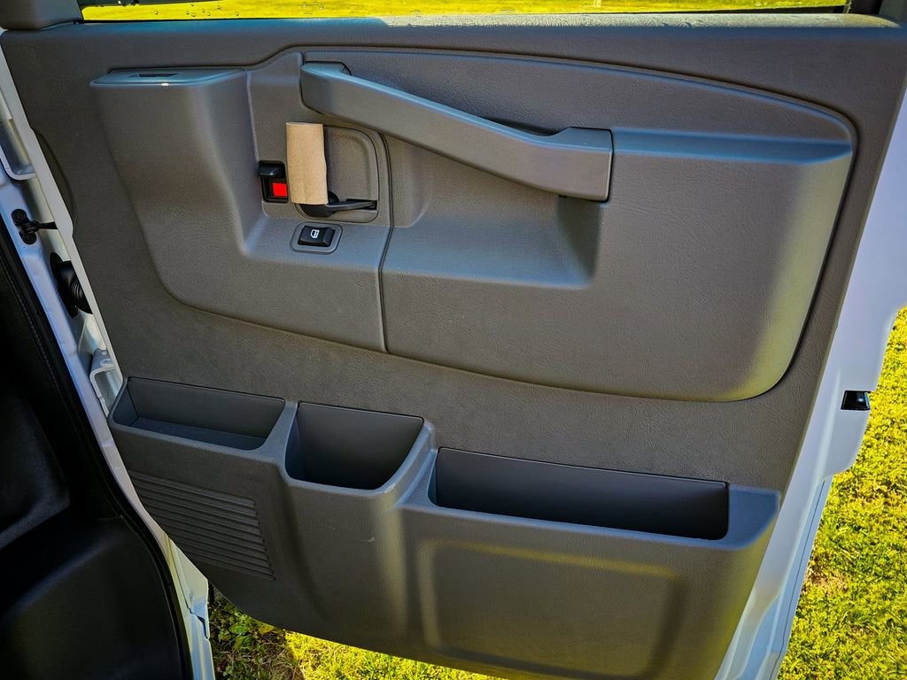 2025 GMC Savana Cargo 3500 Work Van