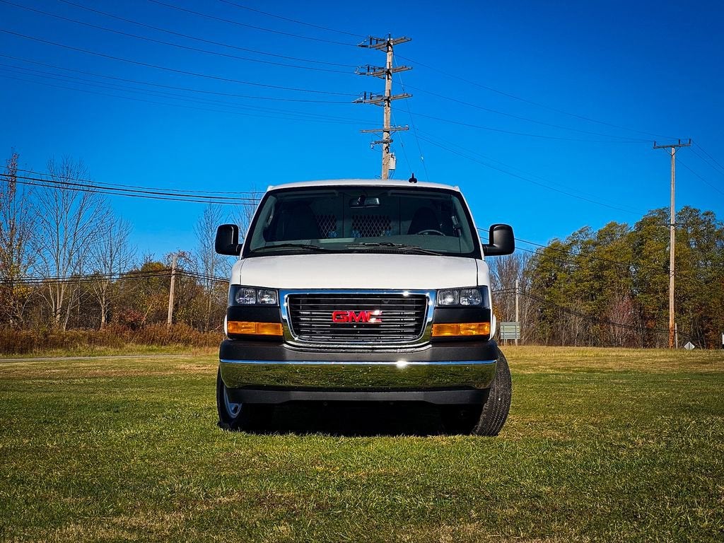 2025 GMC Savana Cargo 3500 Work Van