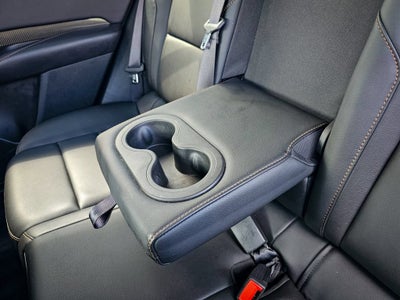 2020 Cadillac XT4 AWD Sport