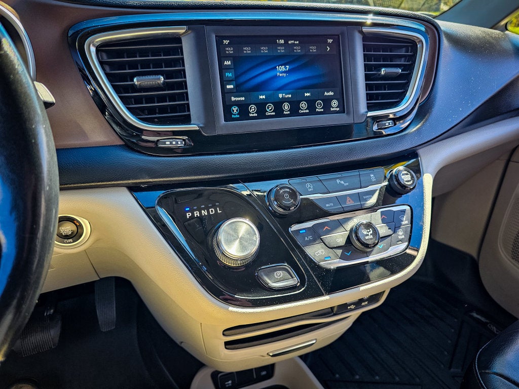 2019 Chrysler Pacifica Touring L
