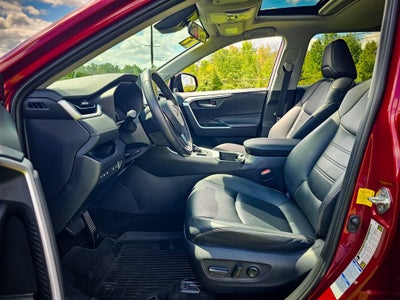 2019 Toyota RAV4 XLE Premium