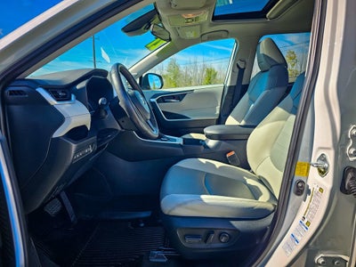 2021 Toyota RAV4 Hybrid LE