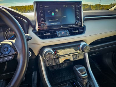 2021 Toyota RAV4 Hybrid LE