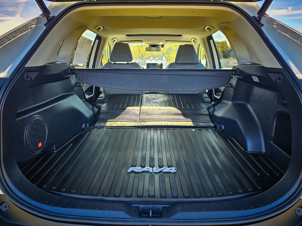 2021 Toyota RAV4 Hybrid LE