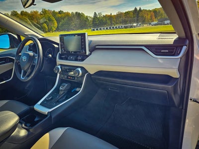 2021 Toyota RAV4 Hybrid LE