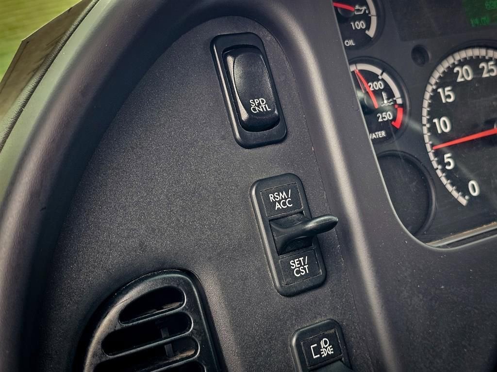 2016 Freightliner M2 106 MEDIUM DUMP