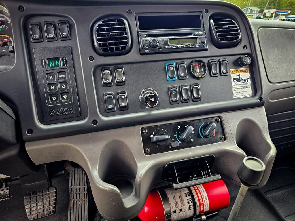 2016 Freightliner M2 106 MEDIUM DUMP