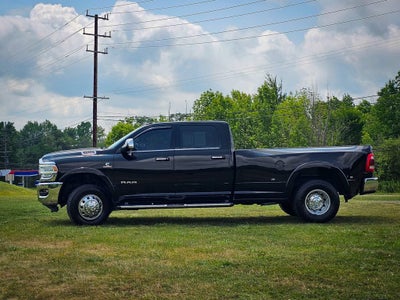 2022 RAM 3500 Laramie