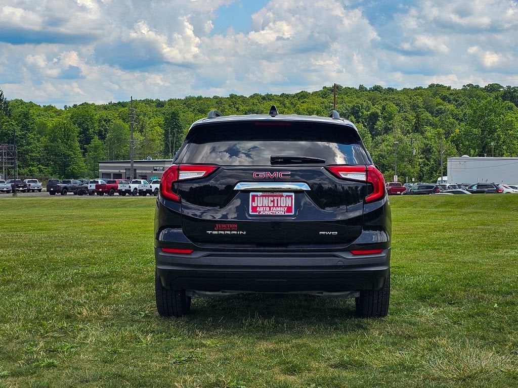 2023 GMC Terrain SLE