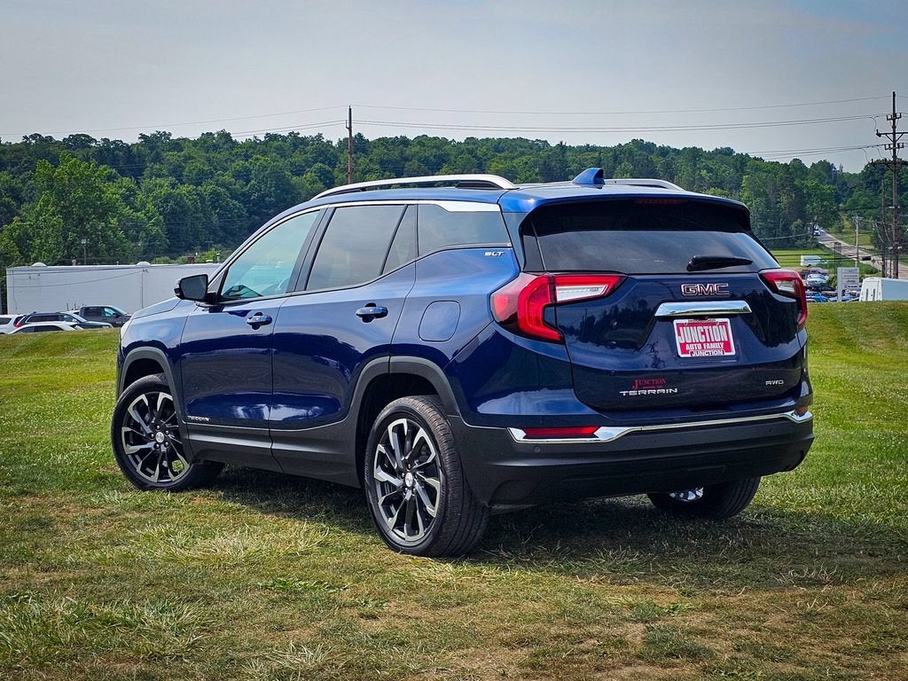 2023 GMC Terrain SLT