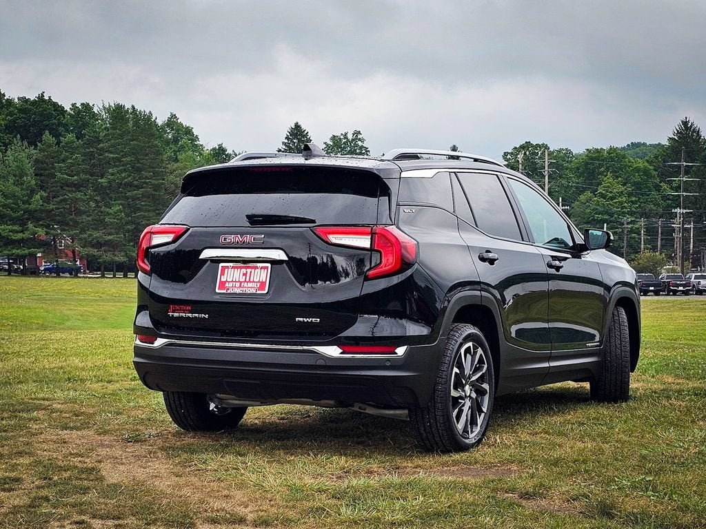 2023 GMC Terrain SLT