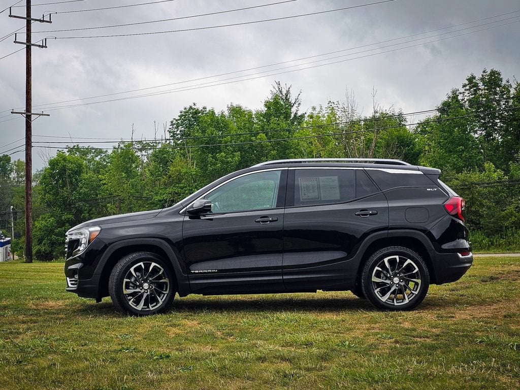 2023 GMC Terrain SLT