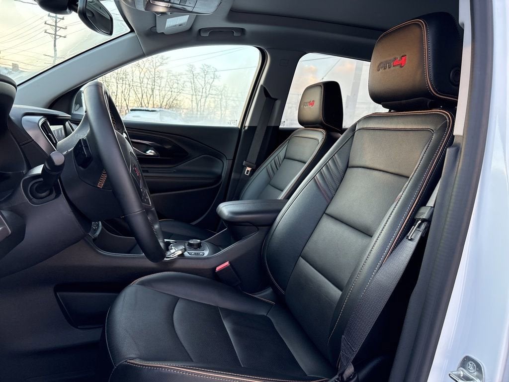 2024 GMC Terrain AT4