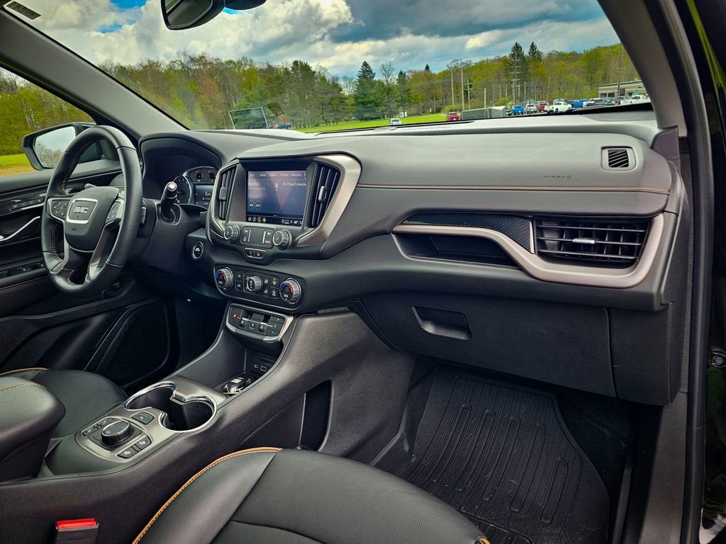 2022 GMC Terrain AT4