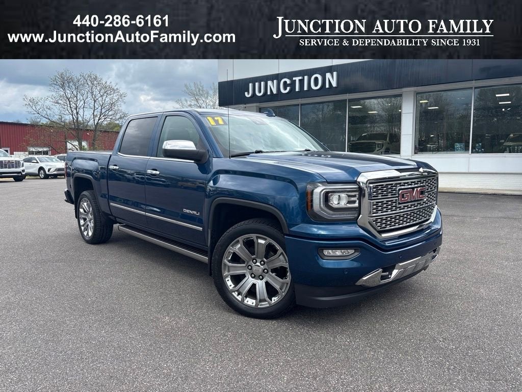 2017 GMC Sierra 4WD Crew Cab Short Box's photo