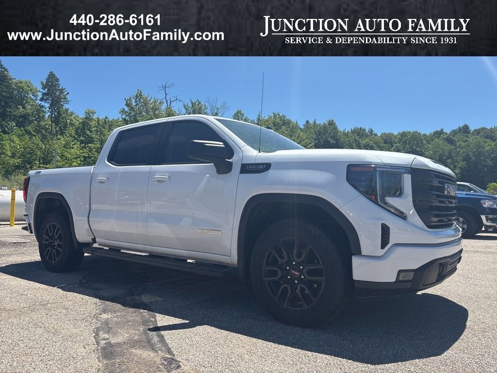 2025 GMC Sierra 4WD Crew Cab Short Box Elevation's photo
