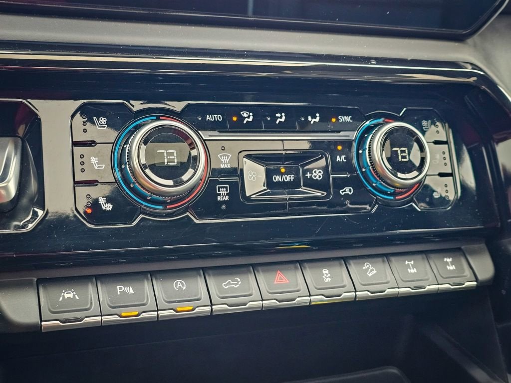 2024 GMC Sierra 1500 AT4X