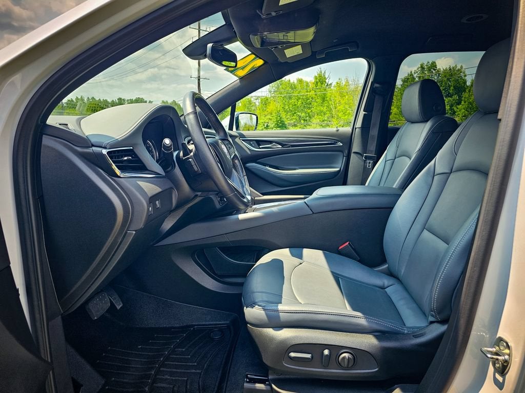 2024 Buick Enclave Essence