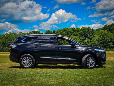 2024 Buick Enclave Essence
