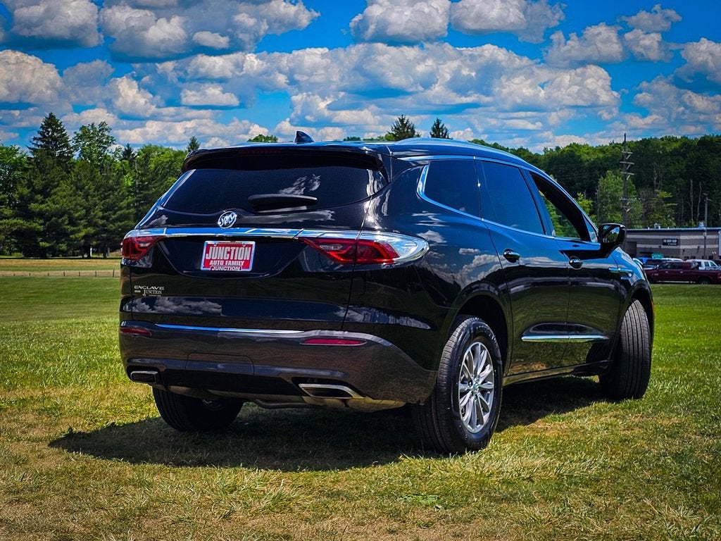 2024 Buick Enclave Essence