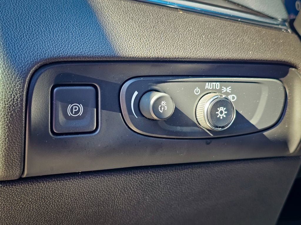 2020 Buick Enclave Essence