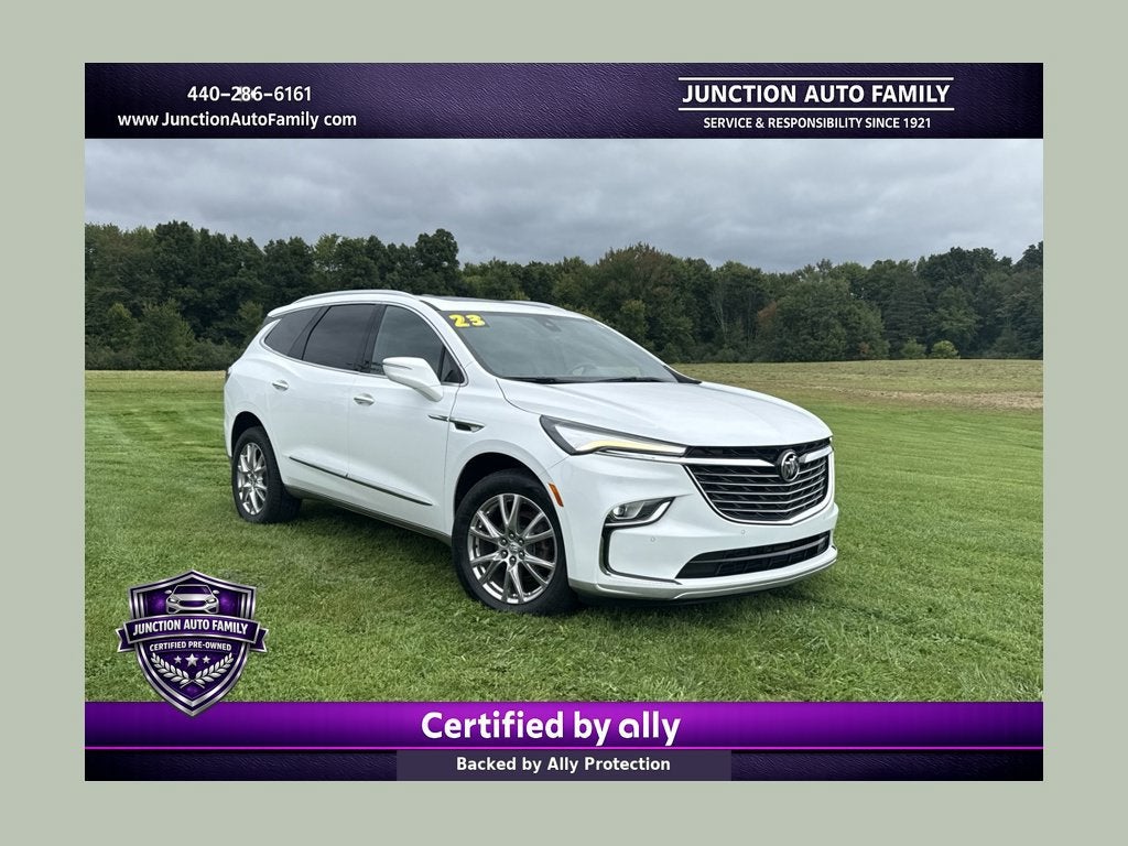 2023 Buick Enclave Essence