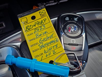 2023 Buick Enclave Essence