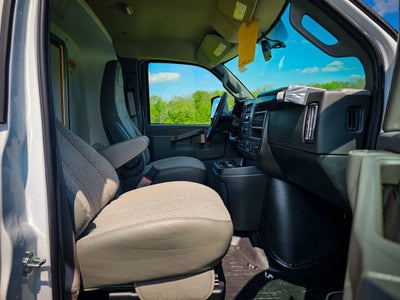 2026 GMC Savana Cutaway 3500 1WT