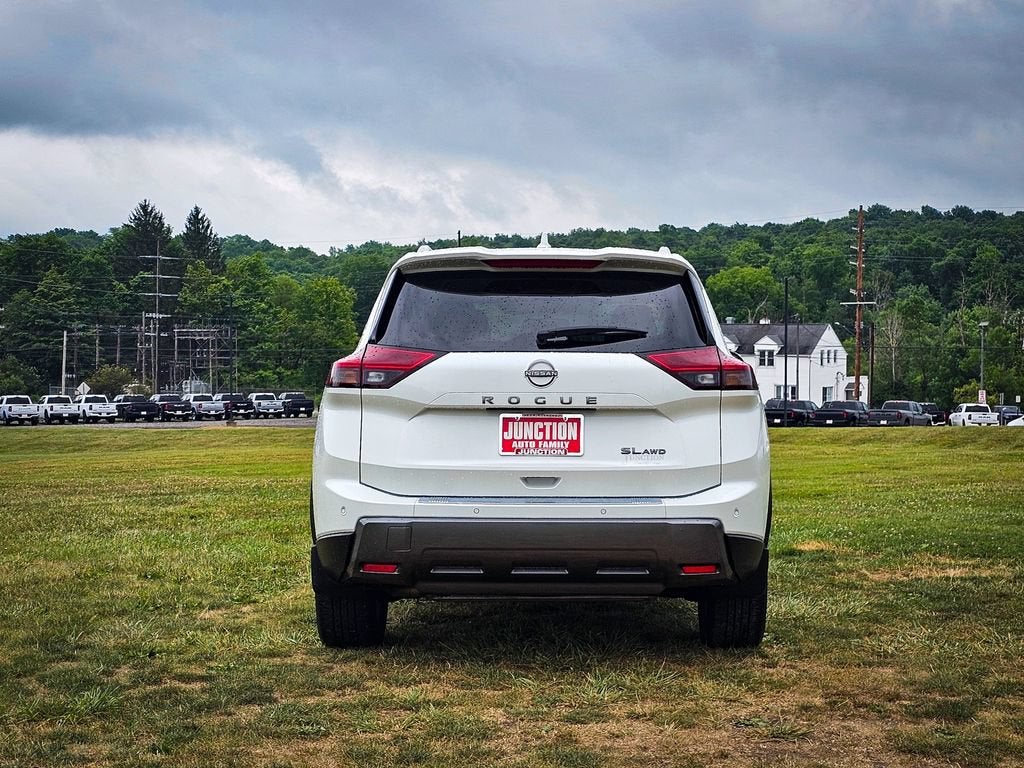 2024 Nissan Rogue SL