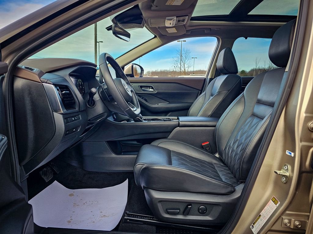 2023 Nissan Rogue Platinum