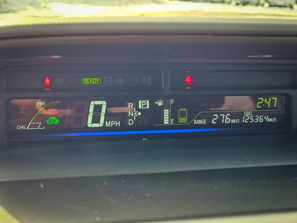 2016 Toyota Prius v Two