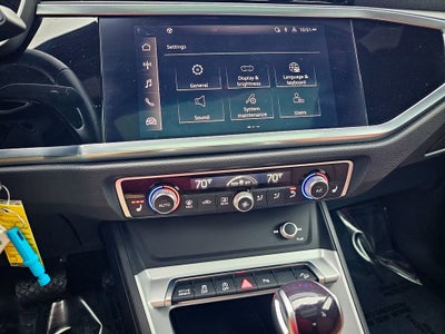 2022 Audi Q3 S line Premium