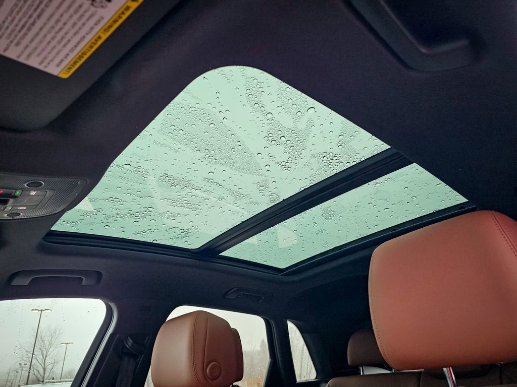 2022 Audi Q3 S line Premium